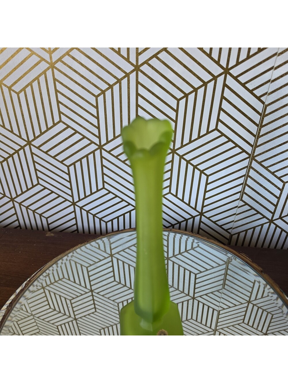 Vintage Westmoreland Collectible Frosted Green Satin Swung Stretch Bud Vase 9" - Picture 5 of 10